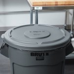 Rubbermaid® FG265400GRAY BRUTE 55 Gallon Gray Round Trash Can Lid