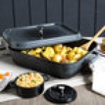 GET Heiss 5 Qt. Gray Enamel Coated Cast Aluminum Roasting Pan with Lid - 12 7/8