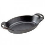 Lodge 14 oz. Pre-Seasoned Heat-Treated Mini Cast Iron Round Casserole Dish with Walnut Wood Underliner