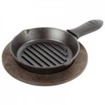 Lodge 14 oz. Pre-Seasoned Heat-Treated Mini Cast Iron Round Casserole Dish with Walnut Wood Underliner