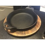 Lodge 14 oz. Pre-Seasoned Heat-Treated Mini Cast Iron Round Casserole Dish with Walnut Wood Underliner