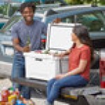 CaterGator CG45WH White 45 Qt. Rotomolded Outdoor Cooler / Ice Chest