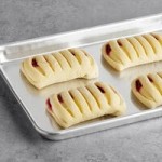 Bridor Ready to Bake Spinach and Feta Bistro 3.88 oz. - 36/Case