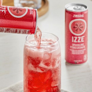 Izze Pomegranate Sparkling Juice Drink 8.4 fl. oz. Can - 24/Case