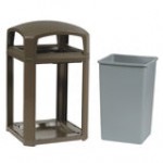Rubbermaid® FG397000SBLE Landmark Series Classic Container Sable Square Polycarbonate Dome Top Frame with FG395800 Rigid Plastic Liner 35 Gallon