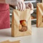 Bagcraft 2 lb. Natural Stand-Up Bakery Bag with Window and Tin Tie Closure - 500/Case