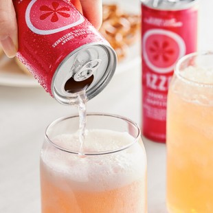 Izze Grapefruit Sparkling Juice Drink 8.4 fl. oz. Can - 24/Case