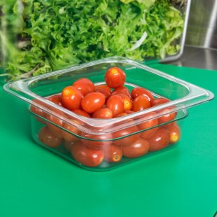 Carlisle 3068307 StorPlus 1/6 Size Clear Polycarbonate Food Pan - 2 1/2 Carlisle 3068307 StorPlus 1/6 Size Clear Polycarbonate Food Pan - 2 1/2
