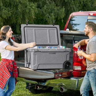 CaterGator CG65SPGW Gray 65 Qt. Mobile Rotomolded Outdoor Cooler / Ice Chest CaterGator CG65SPGW Gray 65 Qt. Mobile Rotomolded Outdoor Cooler / Ice Chest