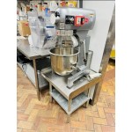 Avantco MX40H 40 Qt. Planetary Floor Mixer with Guard & Standard Accessories - 240V, 2 hp Avantco MX40H 40 Qt. Planetary Floor Mixer with Guard & Standard Accessories - 240V, 2 hp