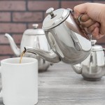 Vollrath 46594 Orion 20 oz. Mirror-Finished Stainless Steel Coffee / Tea Pot