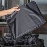 CaterGator Dash Black Nylon Heavy-Duty Insulated Soft-Sided Sandwich / Take-Out Delivery Bag - Holds (3) 12 CaterGator Dash Black Nylon Heavy-Duty Insulated Soft-Sided Sandwich / Take-Out Delivery Bag - Holds (3) 12