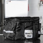 CaterGator Dash Black Nylon Heavy-Duty Insulated Soft-Sided Sandwich / Take-Out Delivery Bag - Holds (3) 12 CaterGator Dash Black Nylon Heavy-Duty Insulated Soft-Sided Sandwich / Take-Out Delivery Bag - Holds (3) 12