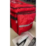 CaterGator Dash Black Nylon Heavy-Duty Insulated Soft-Sided Sandwich / Take-Out Delivery Bag - Holds (3) 12 CaterGator Dash Black Nylon Heavy-Duty Insulated Soft-Sided Sandwich / Take-Out Delivery Bag - Holds (3) 12