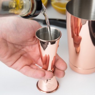 Barfly® M37005CP 1 oz. & 2 oz. Copper-Plated Japanese Style Jigger Barfly® M37005CP 1 oz. & 2 oz. Copper-Plated Japanese Style Jigger