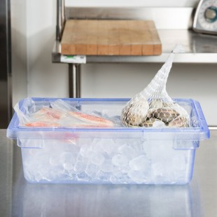 Carlisle 10611C14 StorPlus Blue Food Storage Box - 18 Carlisle 10611C14 StorPlus Blue Food Storage Box - 18