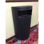 Rubbermaid® FGSO820PLBK 9 Gallon European Black with Chrome Accents Half Round Steel Trash Can with Rigid Plastic Liner Rubbermaid® FGSO820PLBK 9 Gallon European Black with Chrome Accents Half Round Steel Trash Can with Rigid Plastic Liner