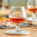 Acopa Select 9 oz. Brandy Snifter - Sample