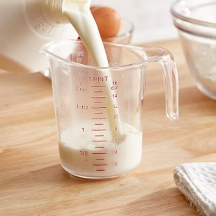 Choice 1 Pint Clear Plastic Measuring Cup Choice 1 Pint Clear Plastic Measuring Cup