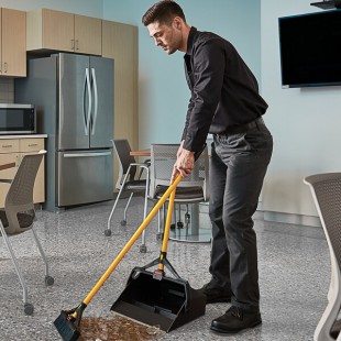 Rubbermaid® 2018806 Maximizer 29