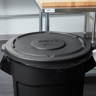 Rubbermaid® 1779738 BRUTE 55 Gallon Black Executive Round Trash Can Lid Rubbermaid® 1779738 BRUTE 55 Gallon Black Executive Round Trash Can Lid