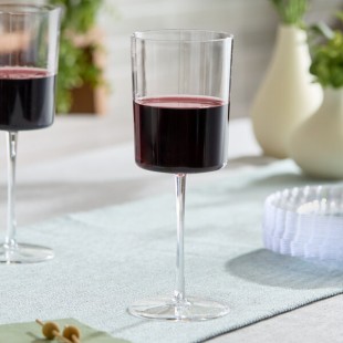 Fineline Renaissance 2811 11 oz. Clear Plastic 1-Piece Wine Glass - 72/Case