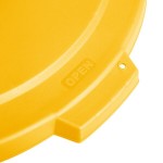 Carlisle 84103304 Bronco 32 Gallon Yellow Flat Round Trash Can Lid