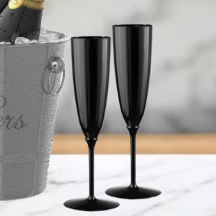 Posh Setting 6 oz. Black 1-Piece Plastic Champagne Flute - 96/Case Posh Setting 6 oz. Black 1-Piece Plastic Champagne Flute - 96/Case