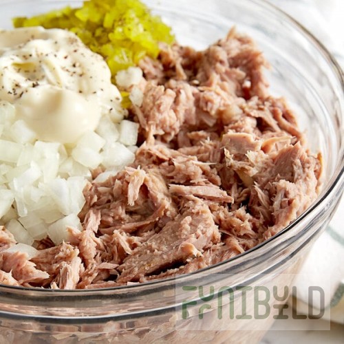 Celebrity Chunk Light Tuna 66.5 oz. - 6/Case