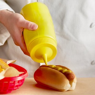 Vollrath 4916-08 Traex® 16 oz. Yellow Single Tip Wide Mouth Squeeze Bottle