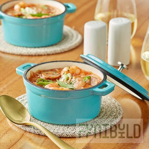 Valor 16 oz. Aqua Sky Enameled Mini Cast Iron Pot with Cover