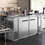 Avantco UDD-2-CT-S-3 Stainless Steel Kegerator / Beer Dispenser with Triple Tap Tower and Club Top - (2) 1/2 Keg Capacity Avantco UDD-2-CT-S-3 Stainless Steel Kegerator / Beer Dispenser with Triple Tap Tower and Club Top - (2) 1/2 Keg Capacity
