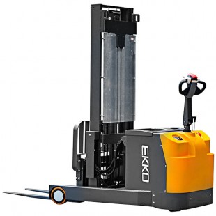 EKKO 3,300 lb. 216