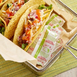 Lucky Brand Taco Sauce 9 Gram Portion Packet - 200/Case Lucky Brand Taco Sauce 9 Gram Portion Packet - 200/Case