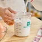 WebstaurantStore 1 Pint (2 Cups) Clear Plastic Measuring Cup