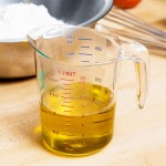 WebstaurantStore 1 Pint (2 Cups) Clear Plastic Measuring Cup