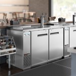 Avantco UDD-2-CT-S Stainless Steel Kegerator / Beer Dispenser with Double Tap Tower and Club Top - (2) 1/2 Keg Capacity Avantco UDD-2-CT-S Stainless Steel Kegerator / Beer Dispenser with Double Tap Tower and Club Top - (2) 1/2 Keg Capacity