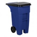 Rubbermaid® 1971941 32 Gallon Gray Wheeled Rectangular Trash Can with Lid Rubbermaid® 1971941 32 Gallon Gray Wheeled Rectangular Trash Can with Lid