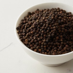 Regal Whole Black Peppercorn - 8 oz. - 12/Case