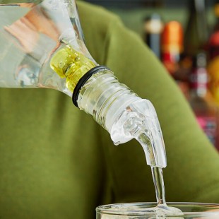 Choice 1.5 oz. 3-Ball Measured Liquor Pourer with No Collar - 12/Pack Choice 1.5 oz. 3-Ball Measured Liquor Pourer with No Collar - 12/Pack