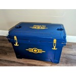CaterGator CG100PA Panda 110 Qt. Rotomolded Outdoor Cooler / Ice Chest