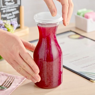 Choice 17 oz. Polycarbonate Carafe with Flat Lid