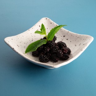 Elite Global Solutions D712SQ-CC Macchiato 22 oz. Chocolate Chip Square Melamine Bowl - 6/Case Elite Global Solutions D712SQ-CC Macchiato 22 oz. Chocolate Chip Square Melamine Bowl - 6/Case