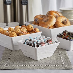 American Metalcraft FSWMEL73 58 oz. White Faux Slate Square Melamine Serving Bowl American Metalcraft FSWMEL73 58 oz. White Faux Slate Square Melamine Serving Bowl