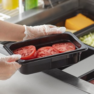 Vigor 1/4 Size Black Polycarbonate Food Pan - 2 1/2 Vigor 1/4 Size Black Polycarbonate Food Pan - 2 1/2