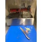 Avantco F202 30 lb. Dual Tank Medium-Duty Electric Countertop Fryer - 208-240V, 5400/7200W
