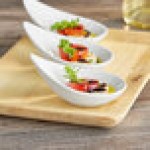 Acopa 2 oz. Bright White Porcelain Slant Appetizer / Tasting Spoon - 12/Pack Acopa 2 oz. Bright White Porcelain Slant Appetizer / Tasting Spoon - 12/Pack