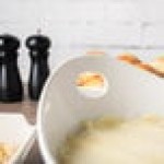 10 Strawberry Street WTR-11CUTOUTBWL Whittier 1.5 Qt. White Porcelain Curve Bowl with Cut Outs - 8/Pack