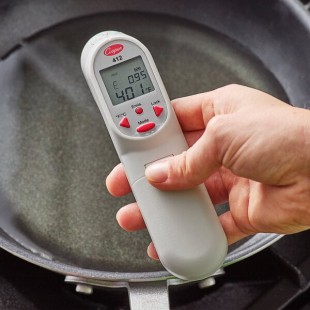 Cooper-Atkins Digital Infrared Thermometer with Thermocouple Jack 412-0-8 Cooper-Atkins Digital Infrared Thermometer with Thermocouple Jack 412-0-8