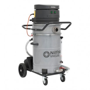 Nilfisk VHO200N1 X 19.8 Gallon Steel Single-Phase Dual-Motor Oil and Shavings Vacuum - 120V